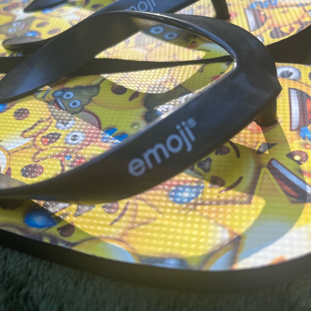 Flip flop - Picture 3 of 5